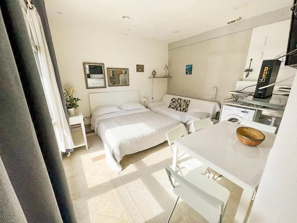 Apartment Bezo Split 0*,  Croatia